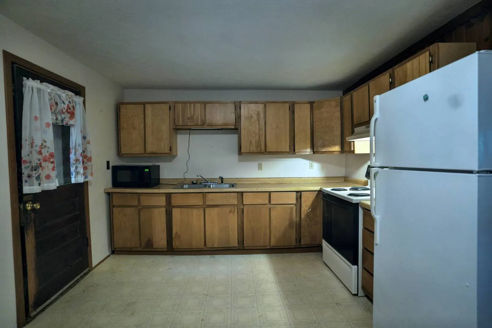 1204 W Reynolds Street IL