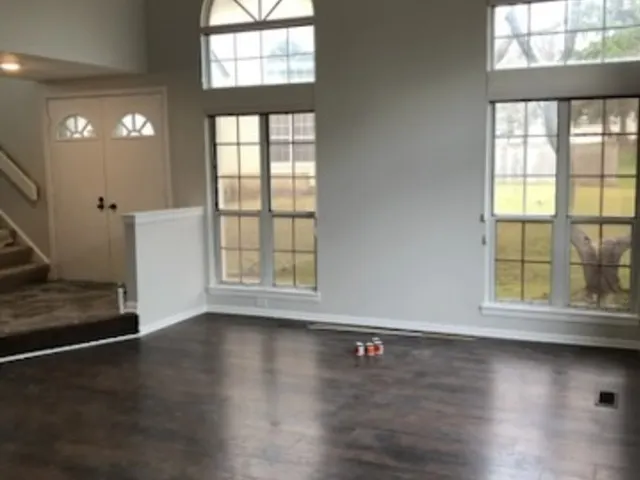 612 Newbury Lane IL