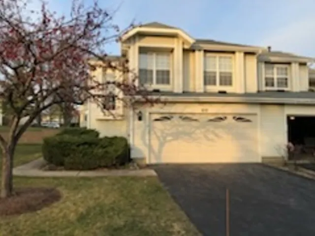612 Newbury Lane IL
