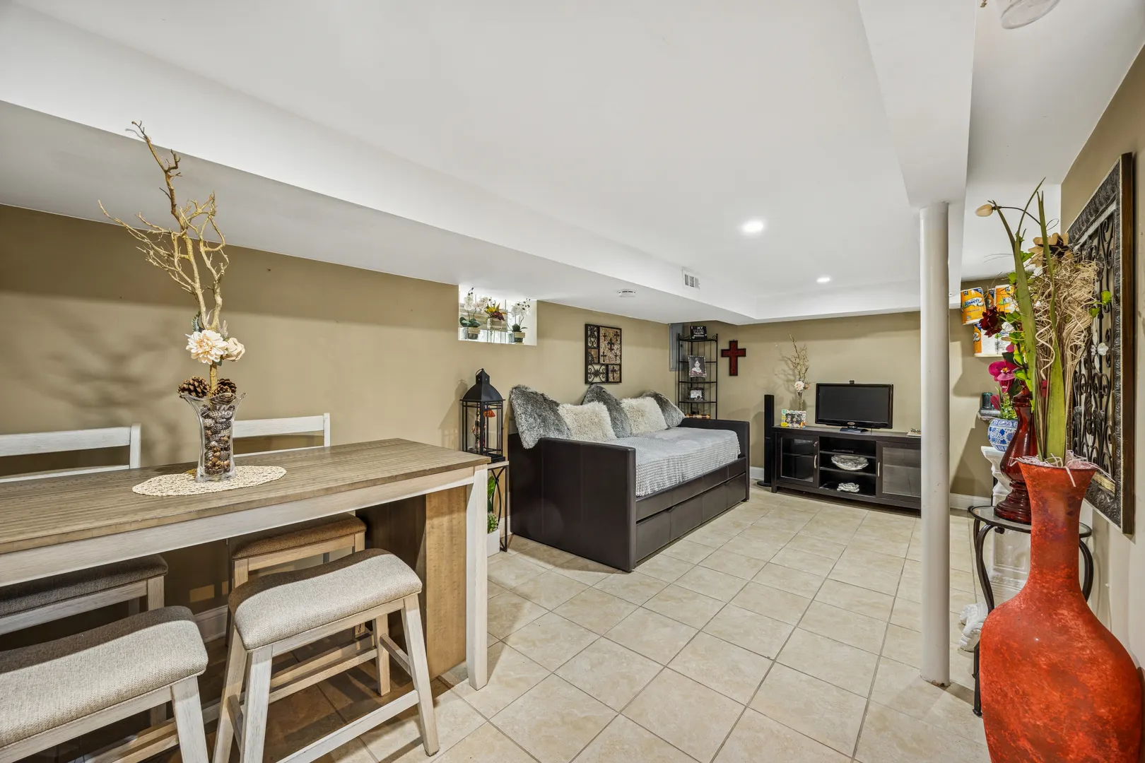 7535 W 63 Place IL