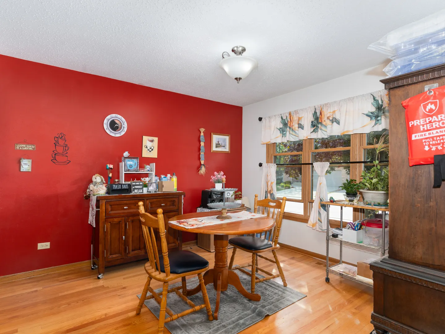 804 Deerpath Lane IL