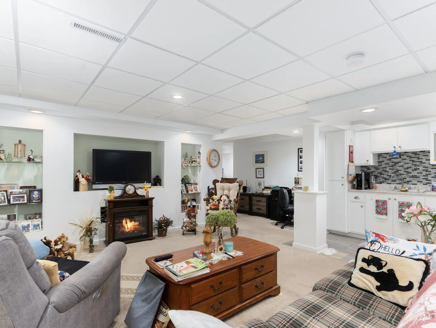 804 Deerpath Lane IL