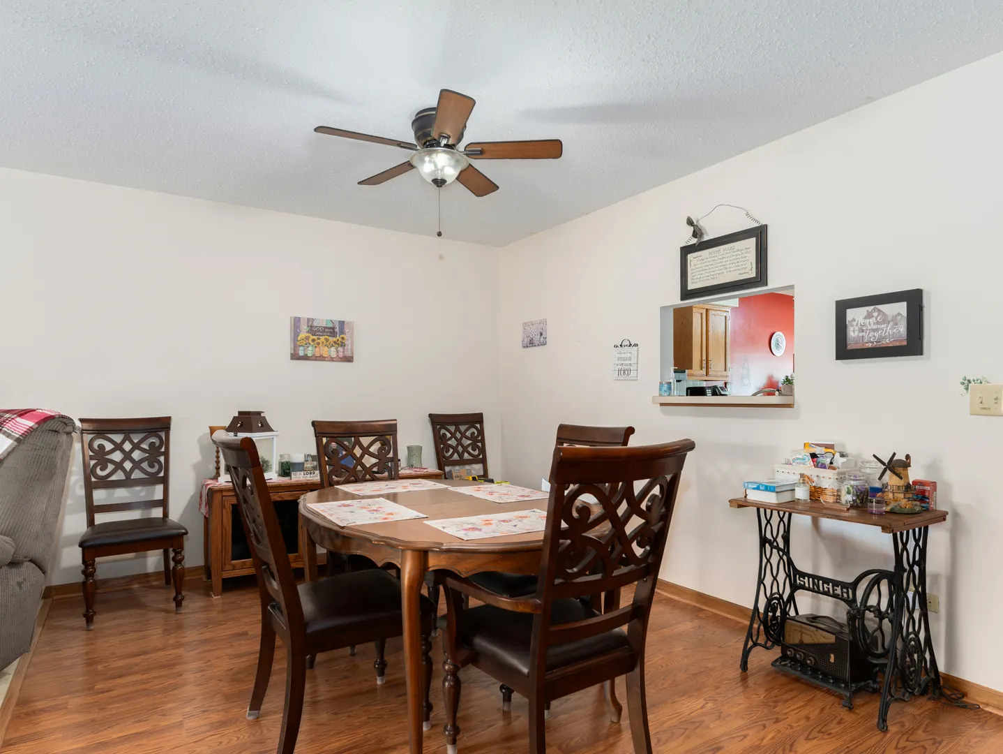 804 Deerpath Lane IL