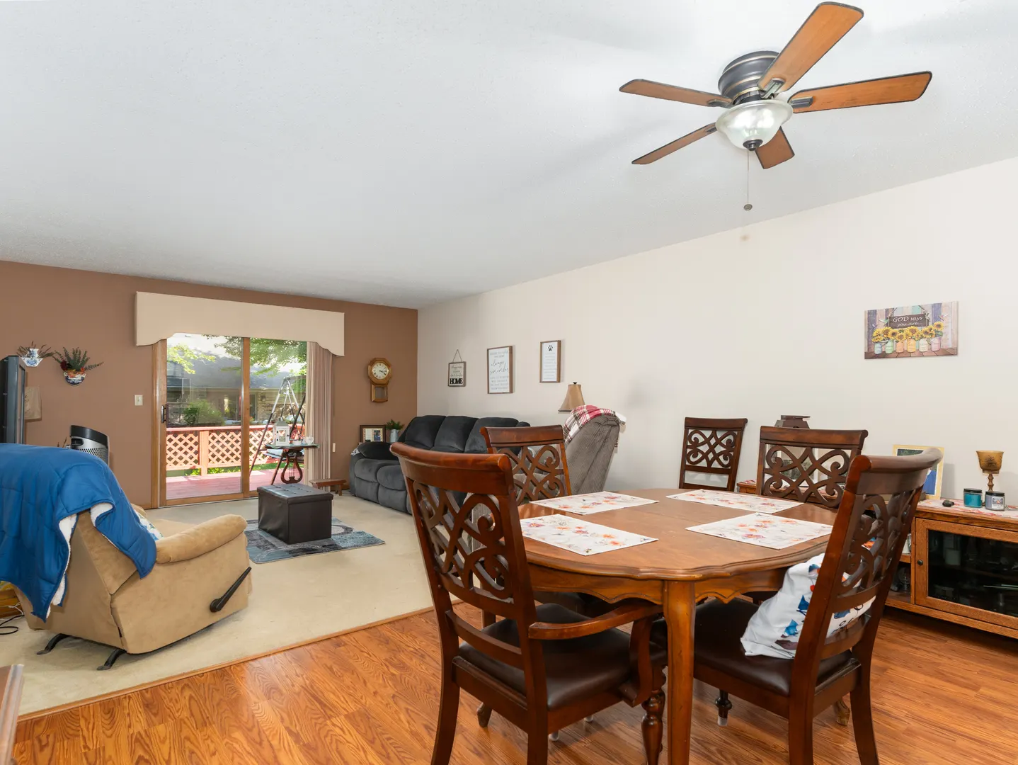 804 Deerpath Lane IL