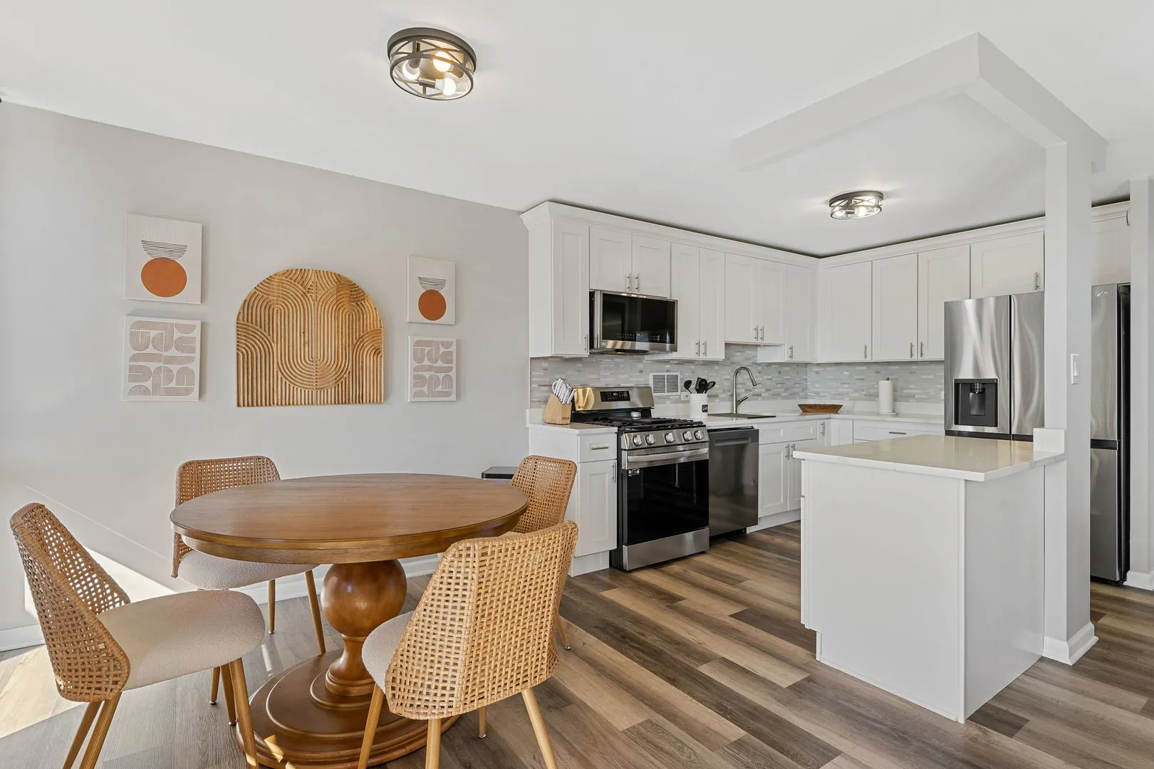 2941 S Michigan Avenue 407 IL