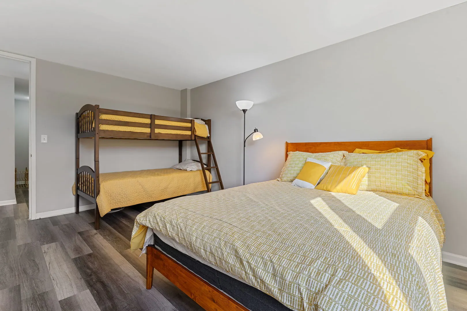 2941 S Michigan Avenue 407 IL