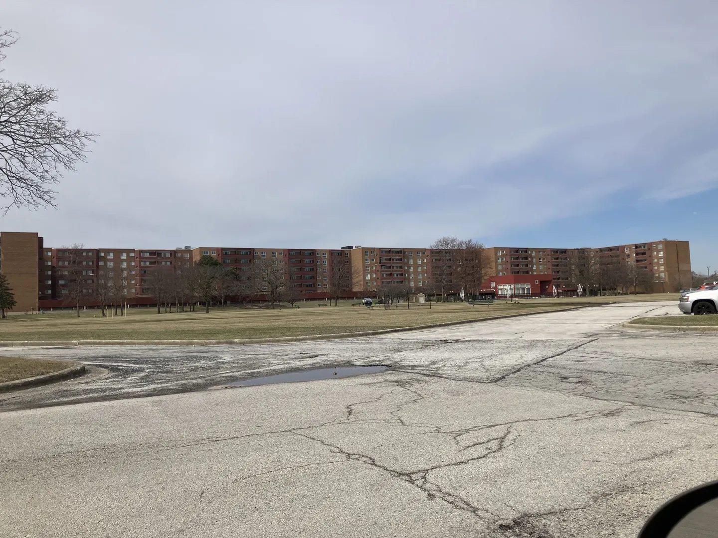 400 Park Avenue 411 IL