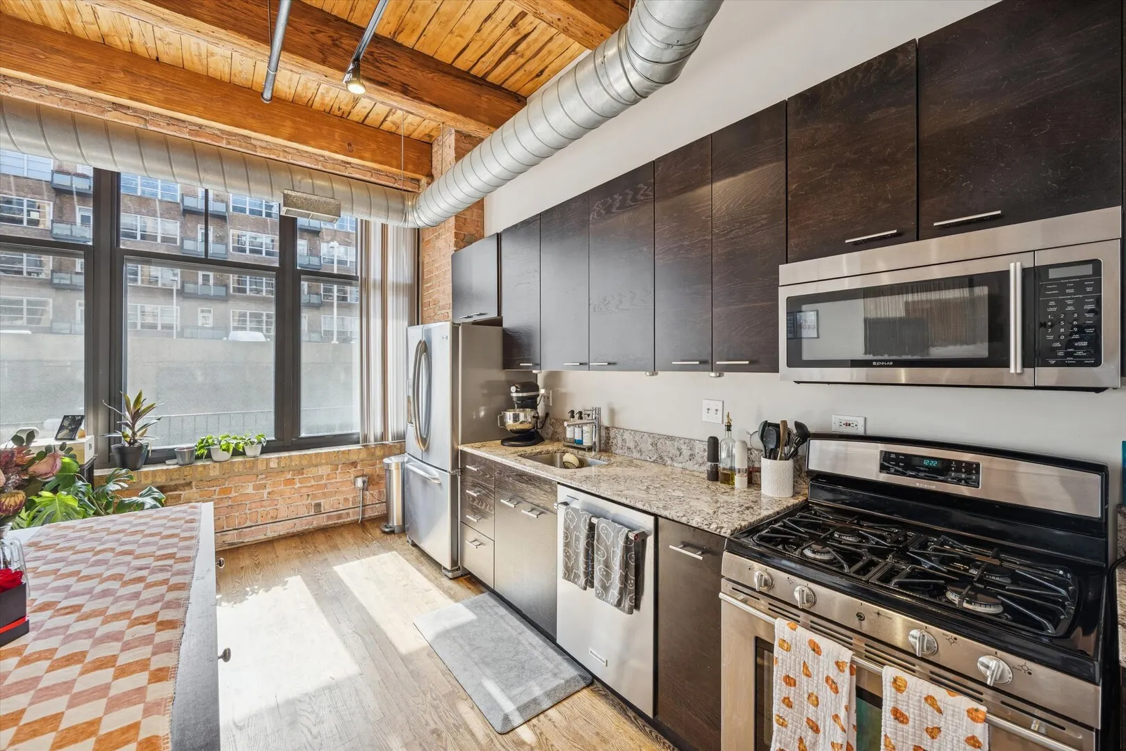 625 W Jackson Boulevard 206 IL
