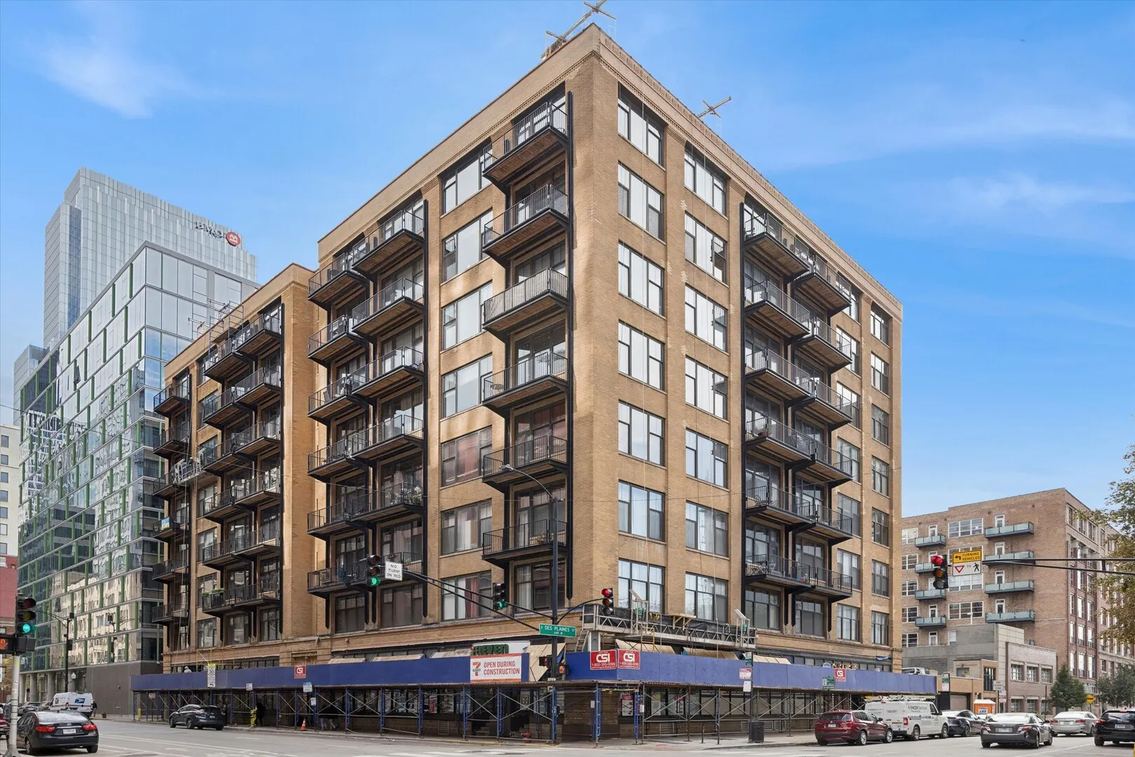 625 W Jackson Boulevard 206 IL