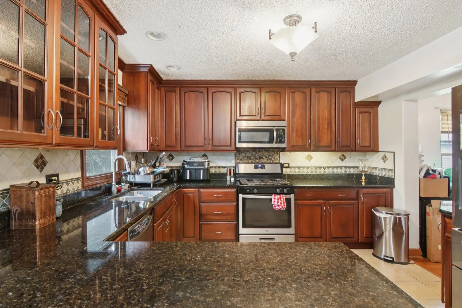 308 HOMEWOOD Drive IL