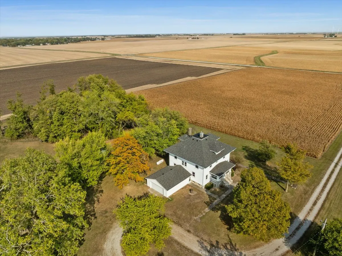 29758 N 2850 East Road IL
