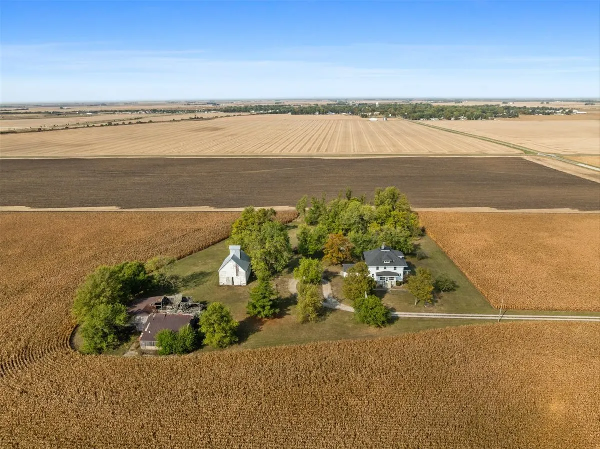 29758 N 2850 East Road IL