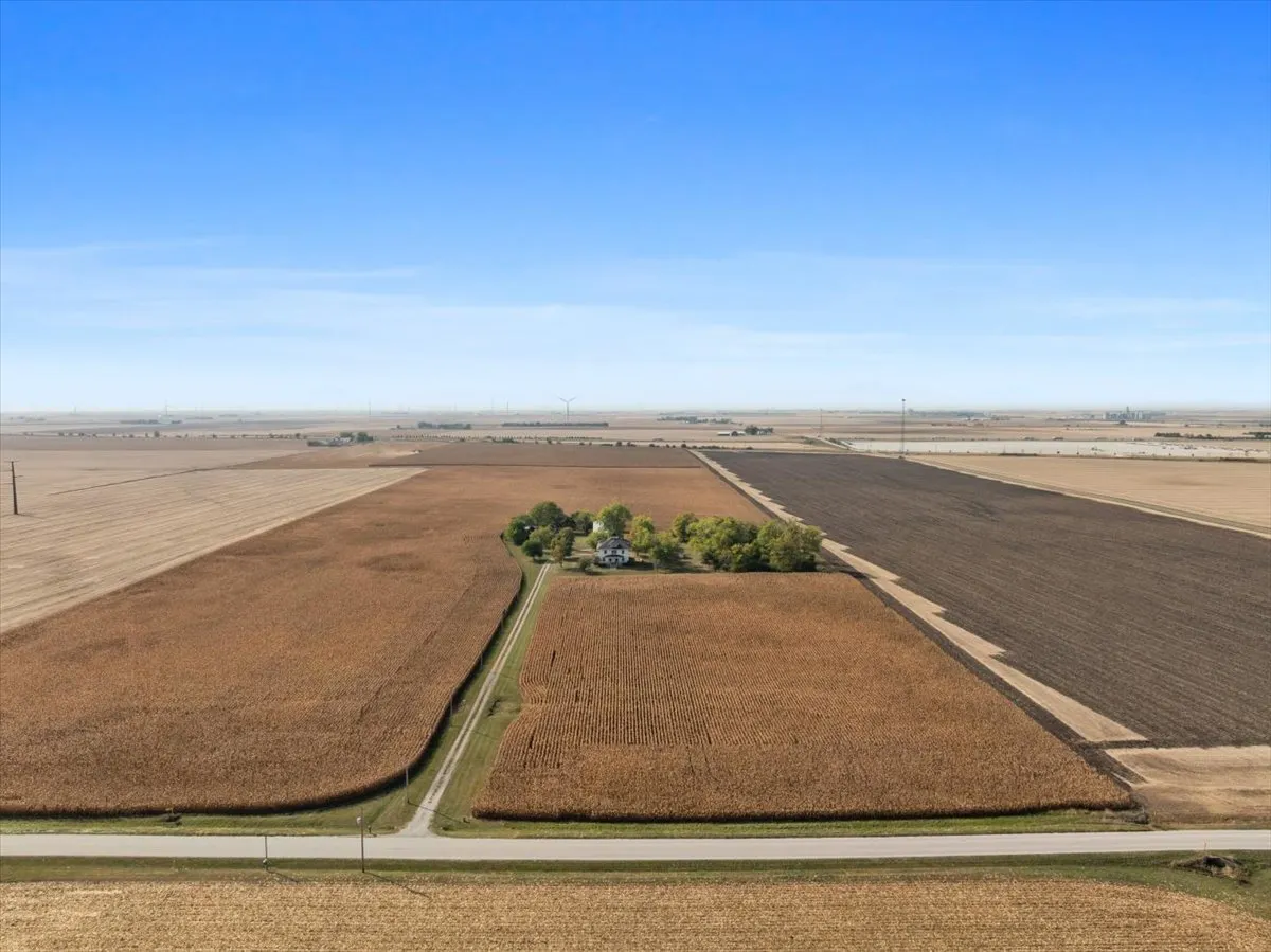 29758 N 2850 East Road IL