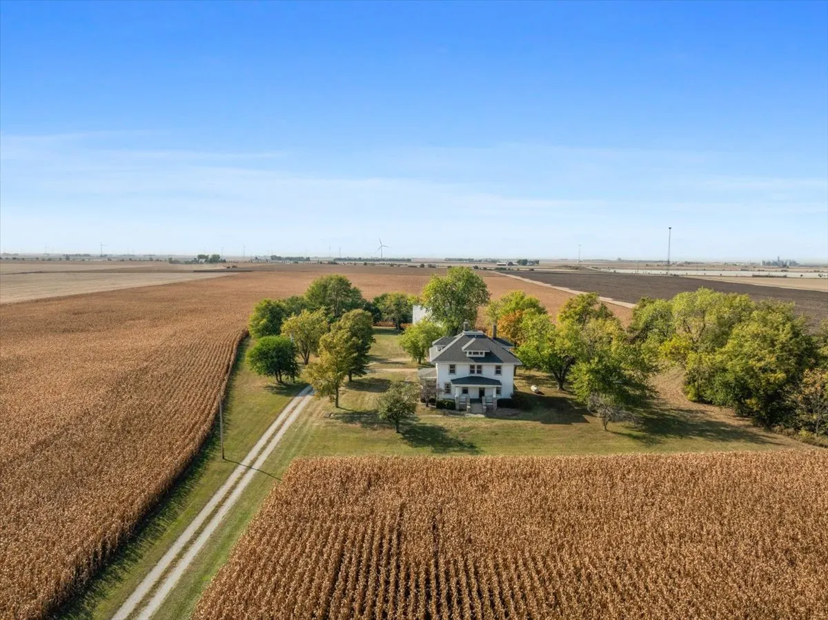 29758 N 2850 East Road IL