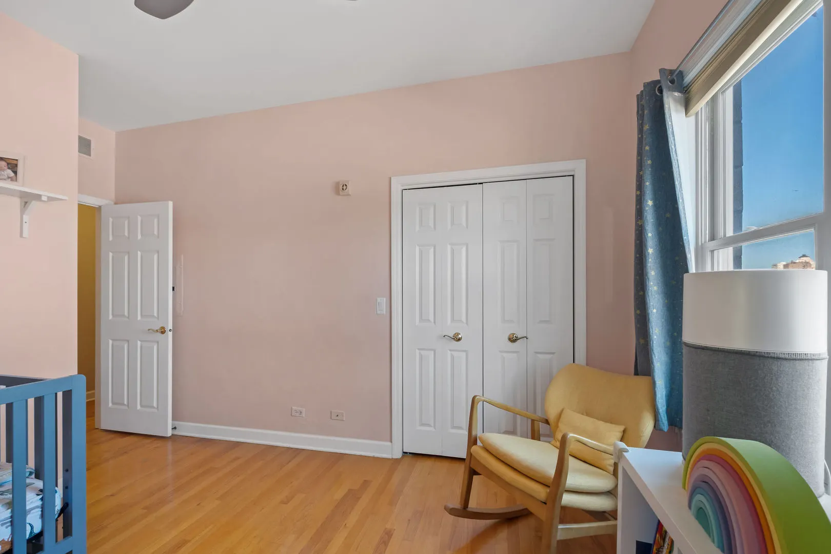 1224 W WINONA Street 3E IL