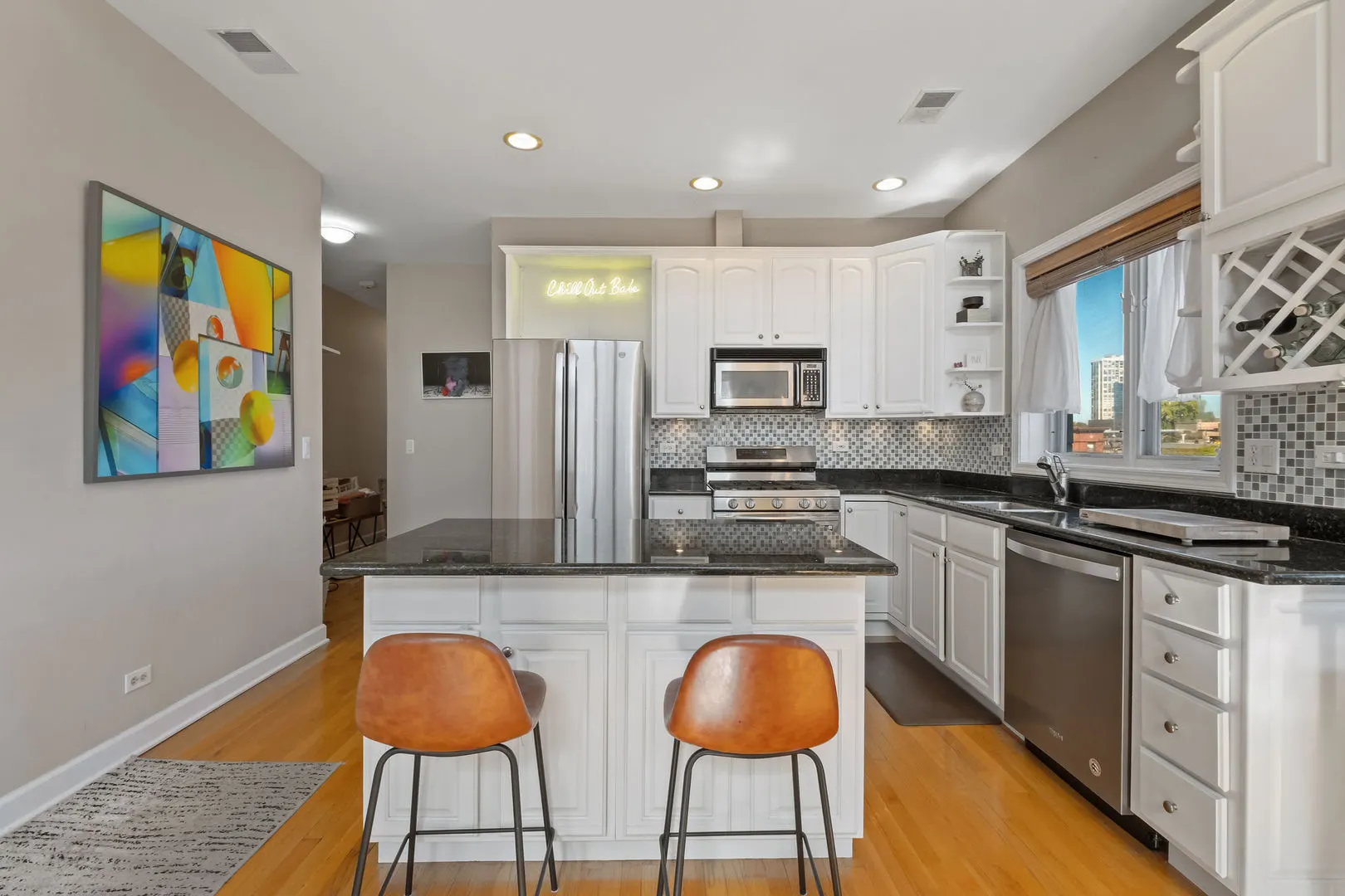 1224 W WINONA Street 3E IL