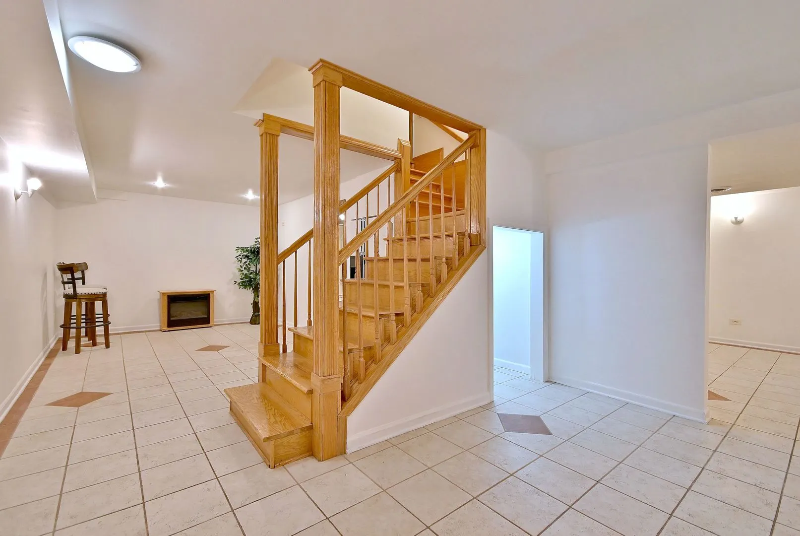 963 Lakeside Drive IL