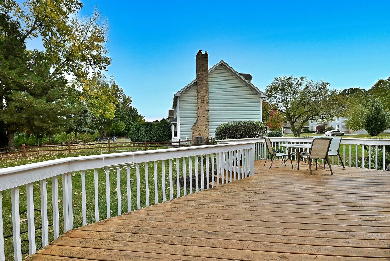 963 Lakeside Drive IL