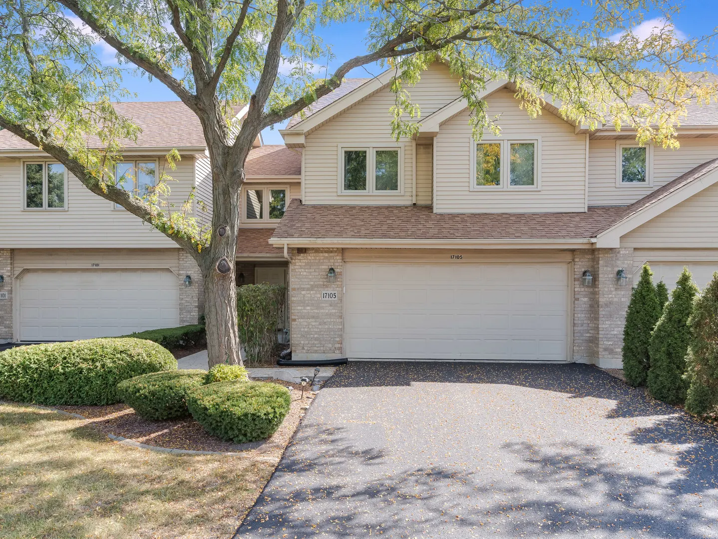 17105 Rochelle Lane IL