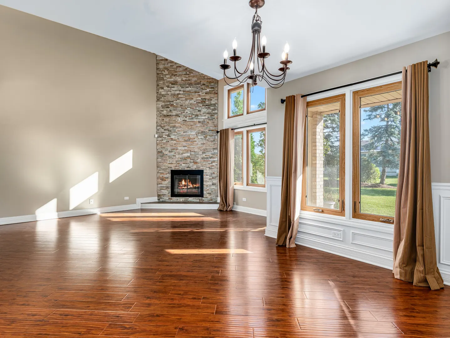 17105 Rochelle Lane IL