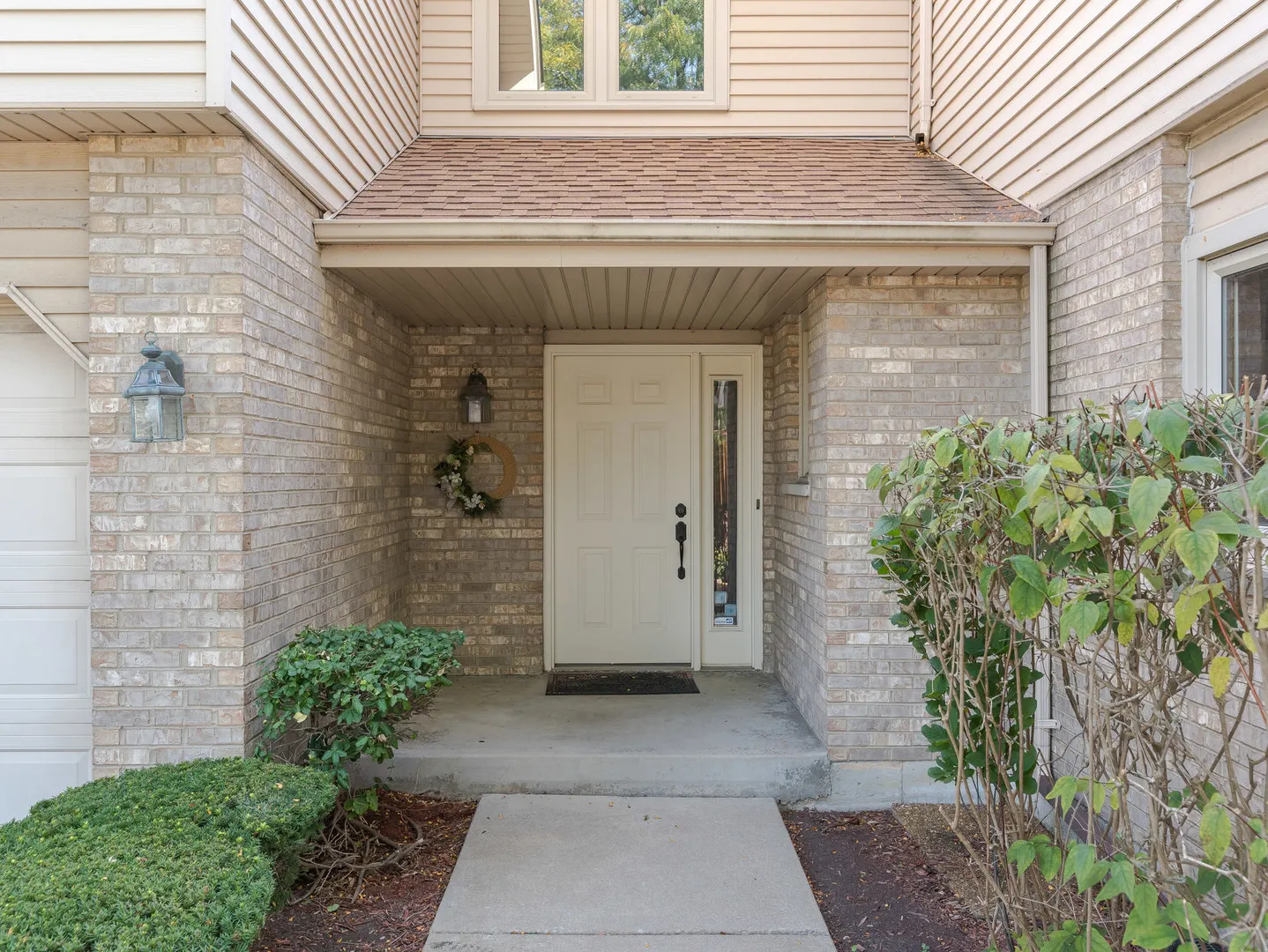 17105 Rochelle Lane IL