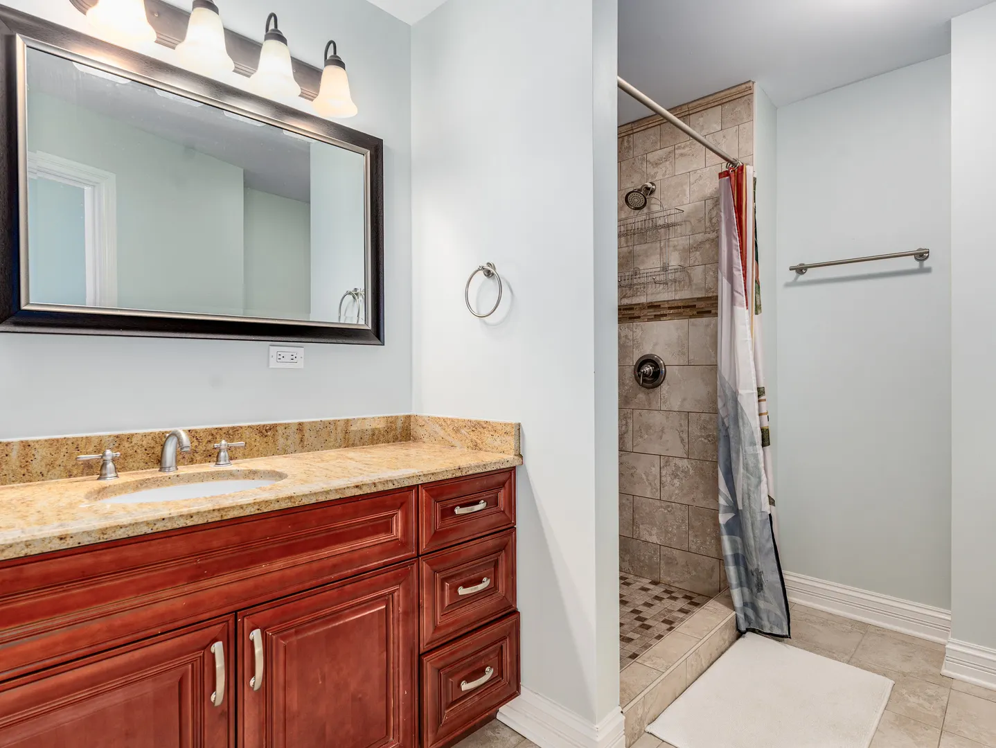 17105 Rochelle Lane IL