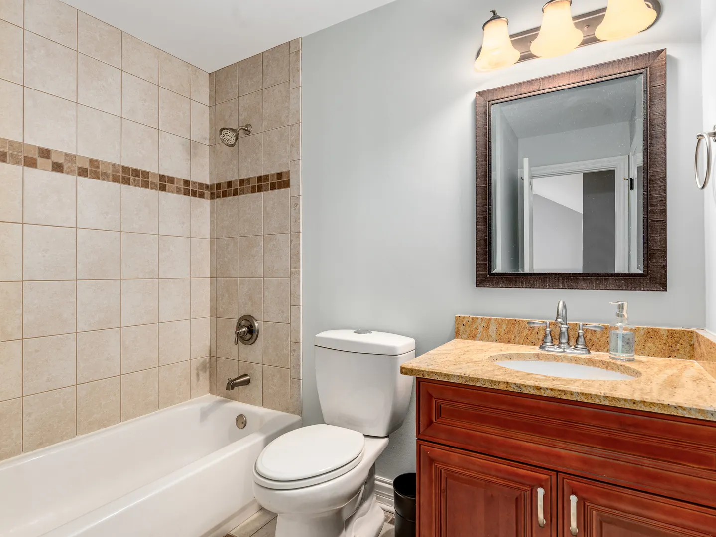 17105 Rochelle Lane IL