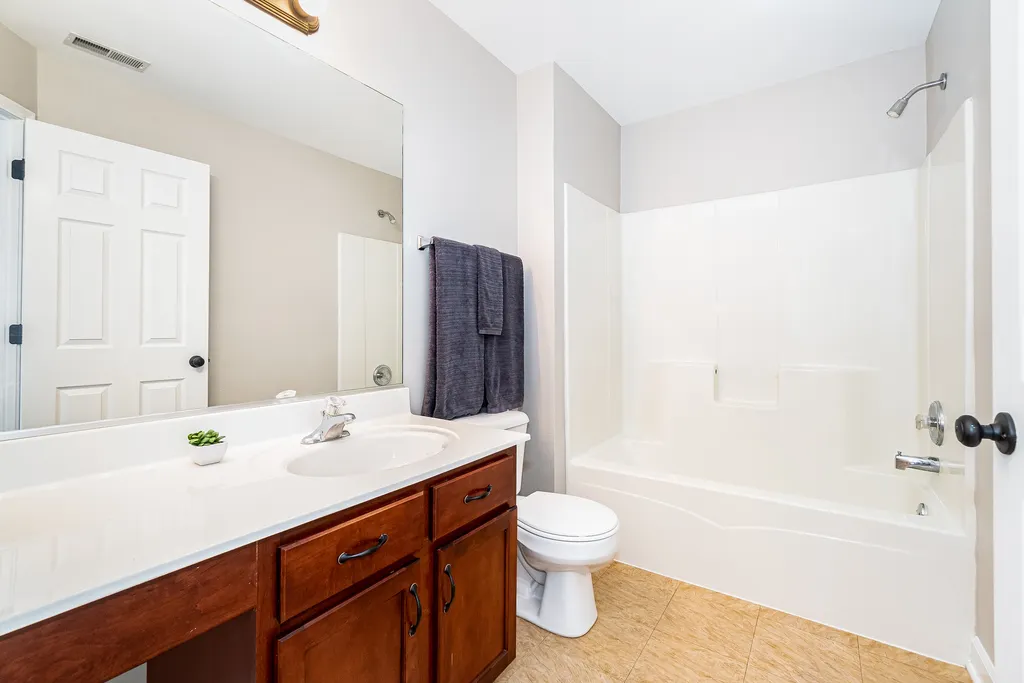 158 Concord Drive S 158 IL