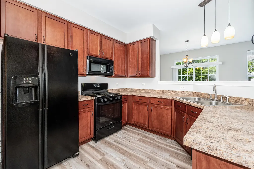 158 Concord Drive S 158 IL