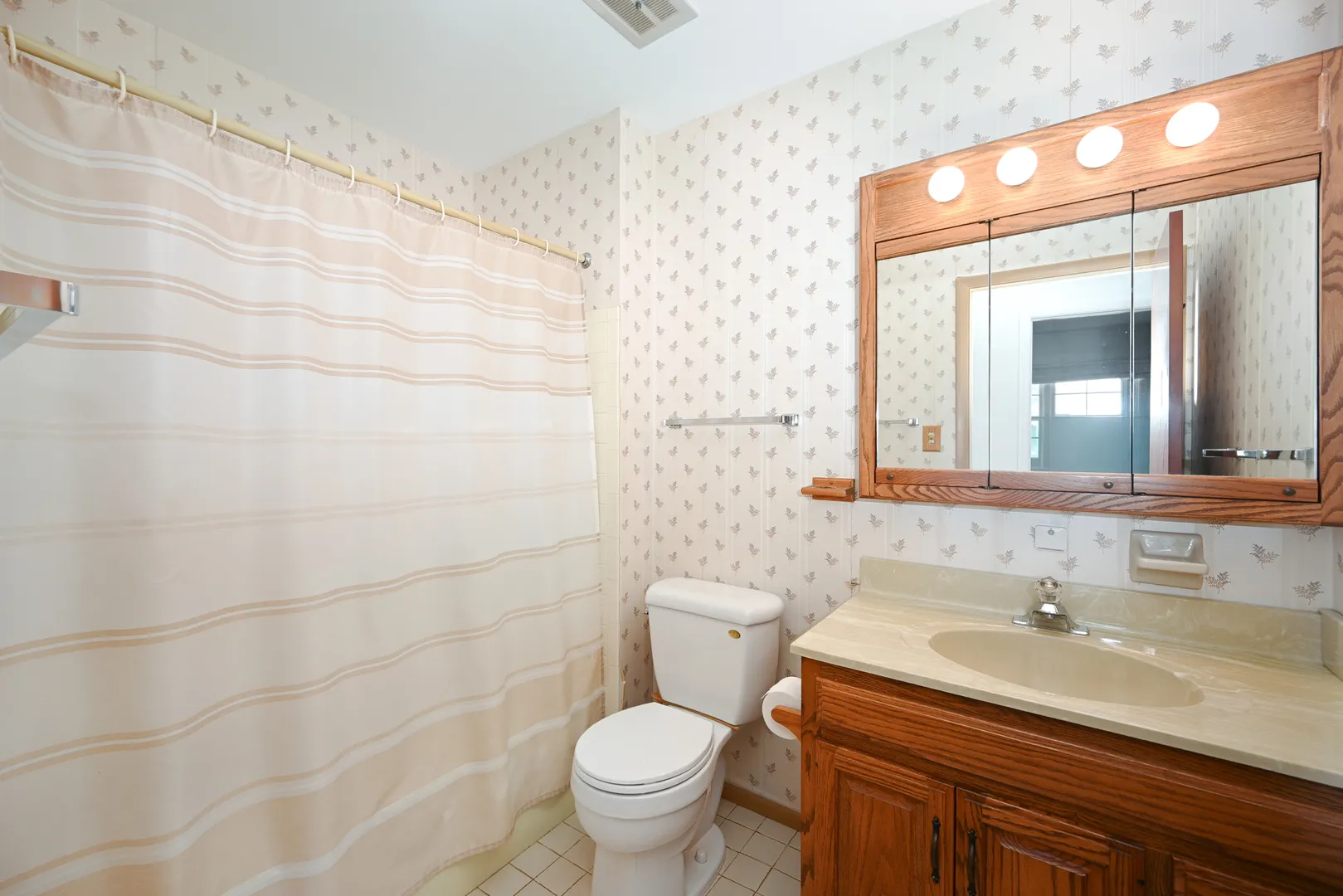 21W664 Glen Valley Drive IL