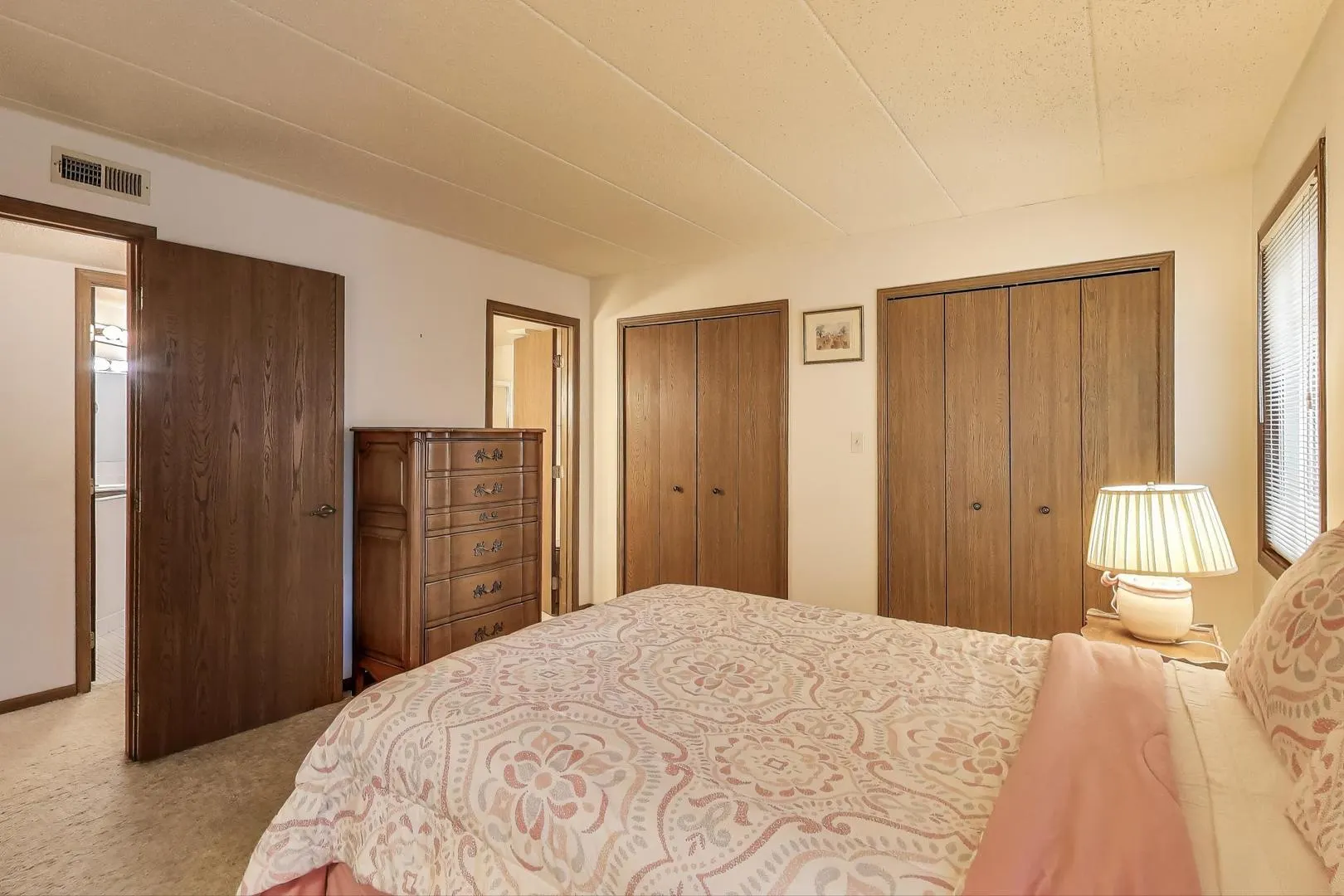 462 S President Street 202 IL