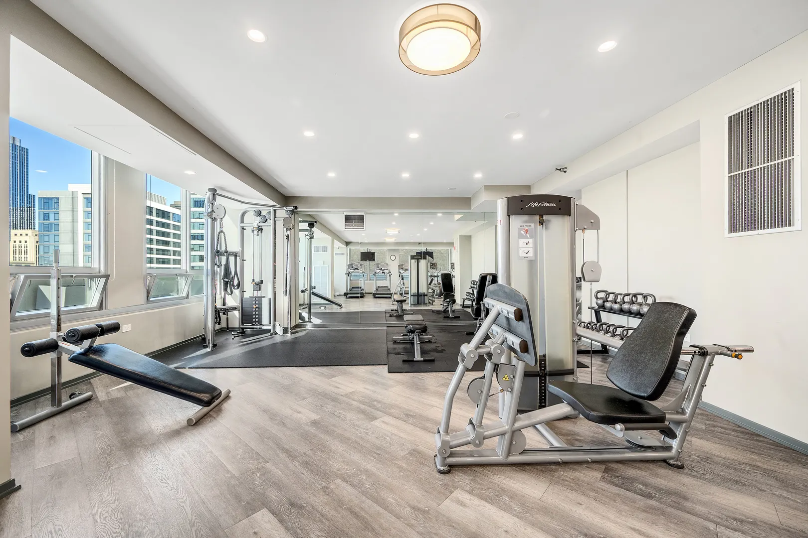 701 S Wells Street 3006 IL