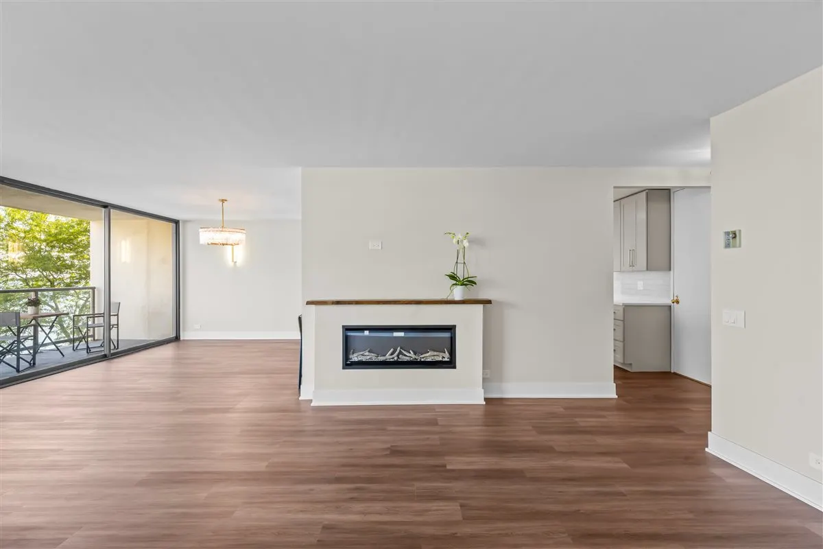 1500 Sheridan Road 4A IL
