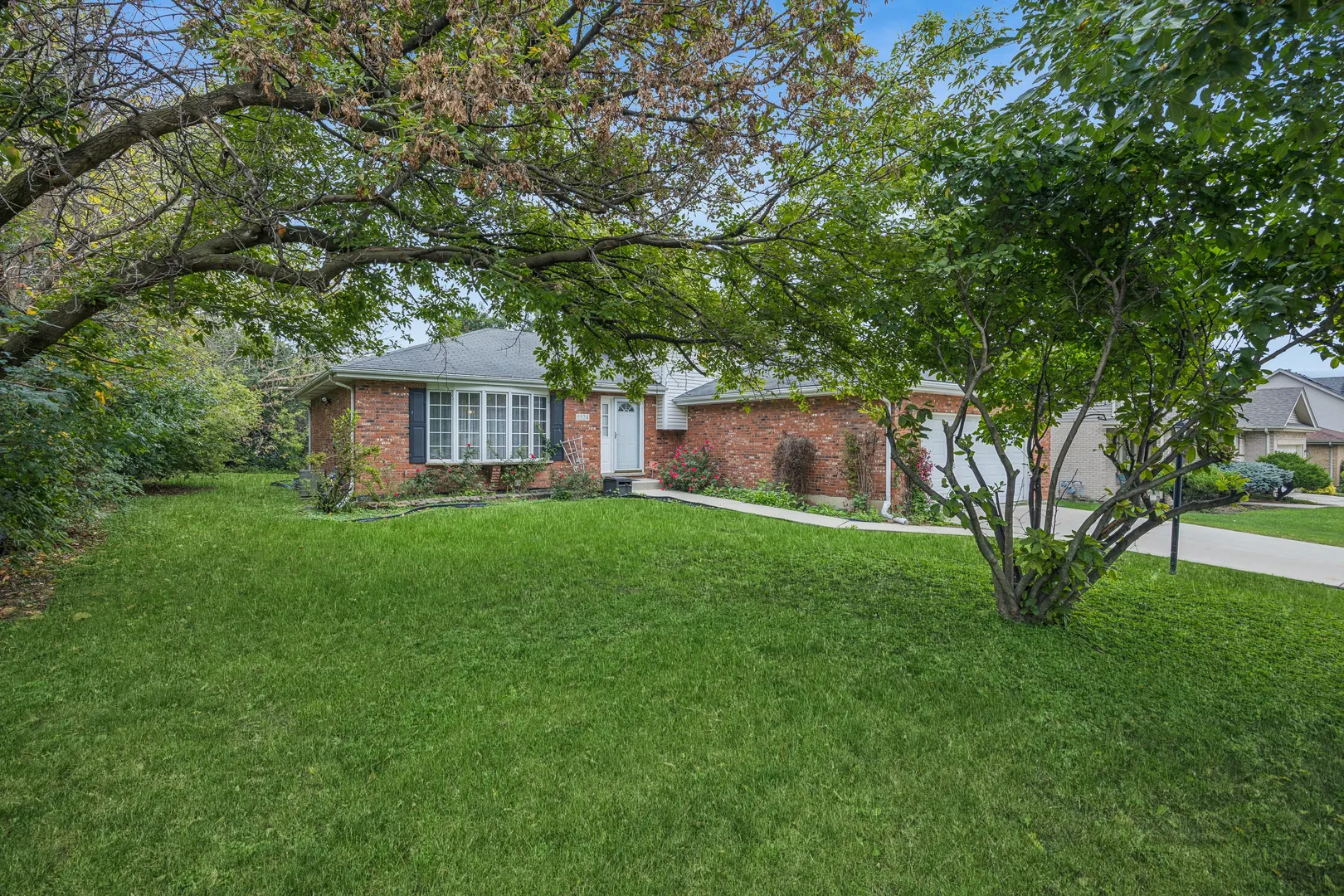 5524 Christopher Drive IL
