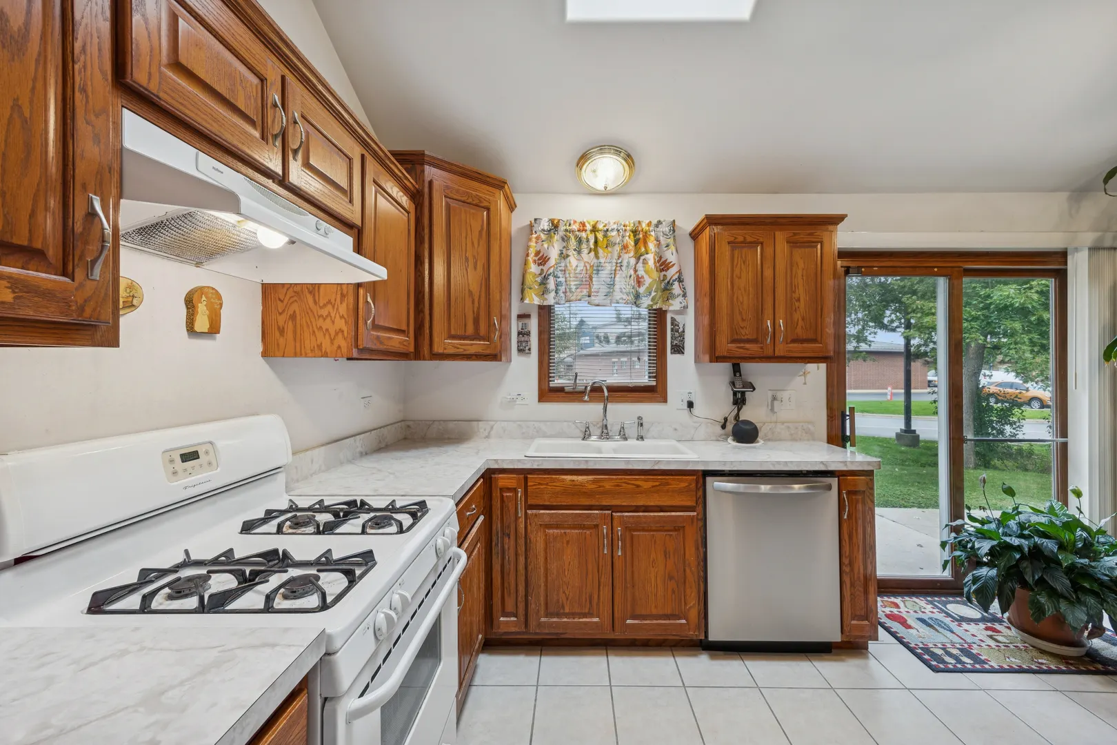 5524 Christopher Drive IL