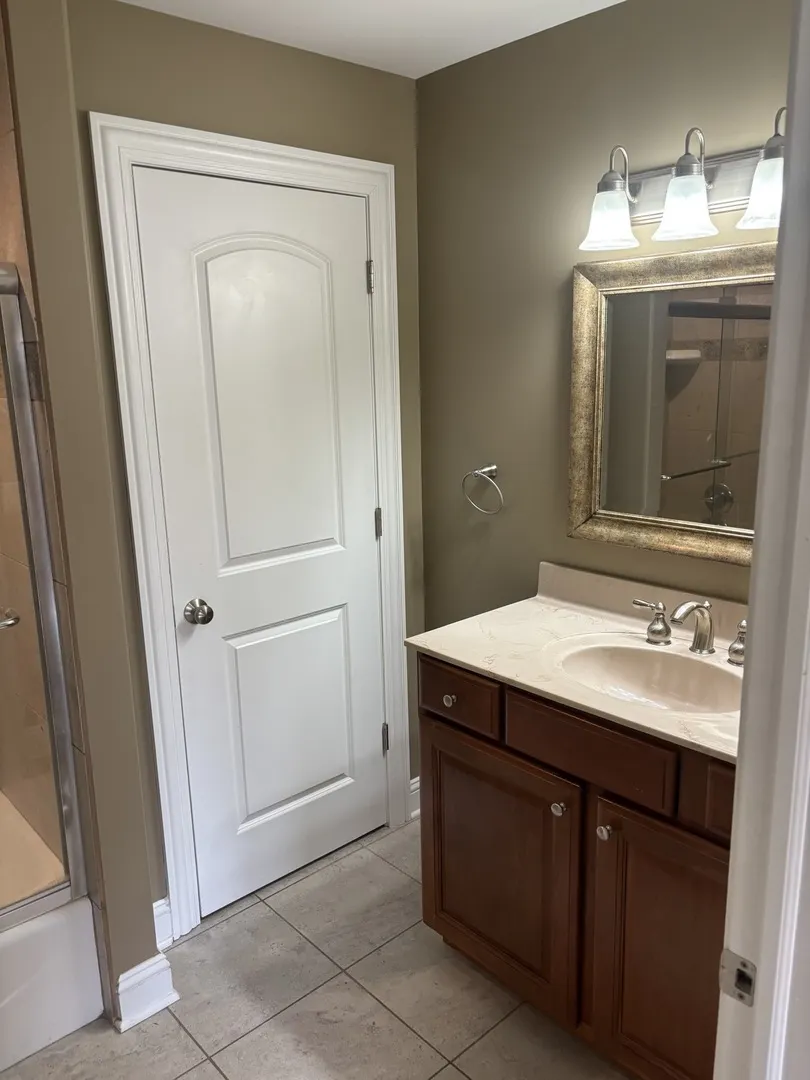 40 Mischa Court 100 IL