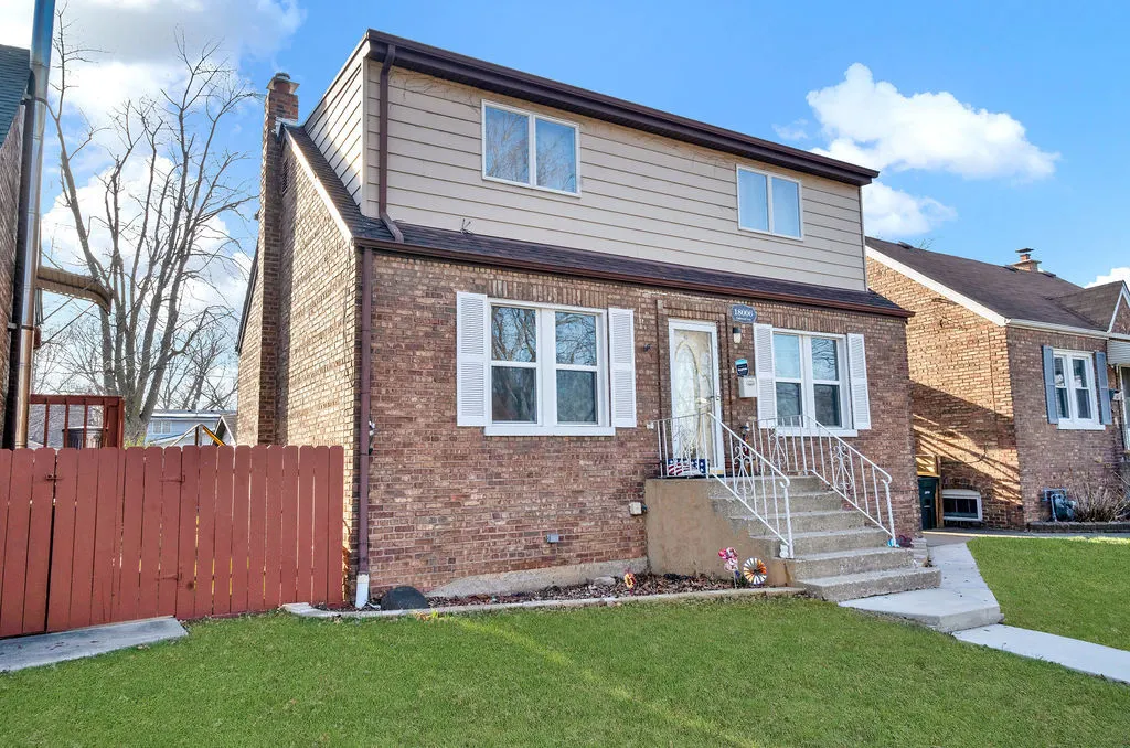 18006 Oakwood Avenue IL