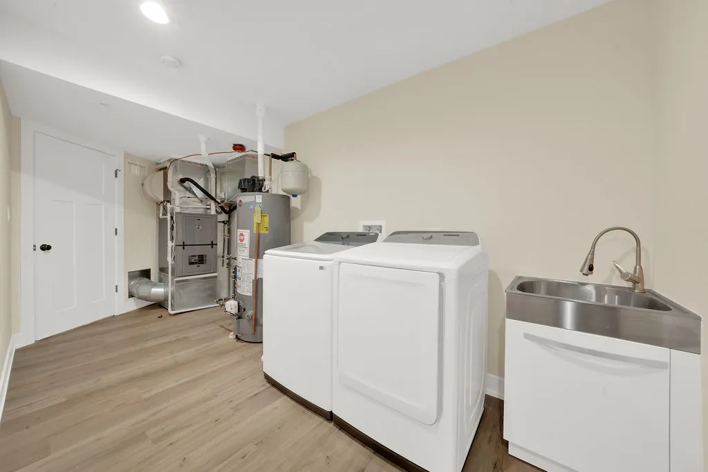 8332 S 78th Court IL