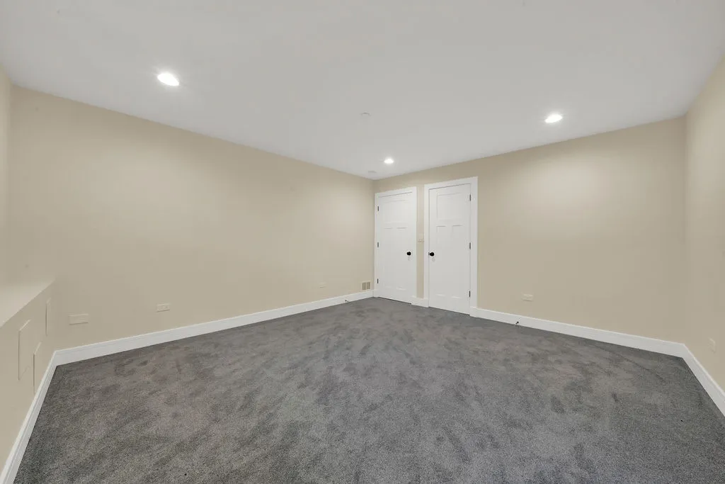8332 S 78th Court IL