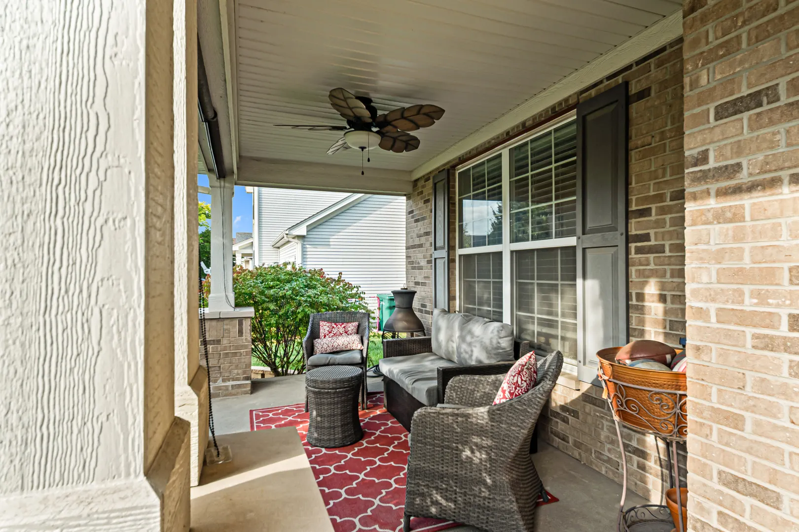 1002 Hudson Drive IL