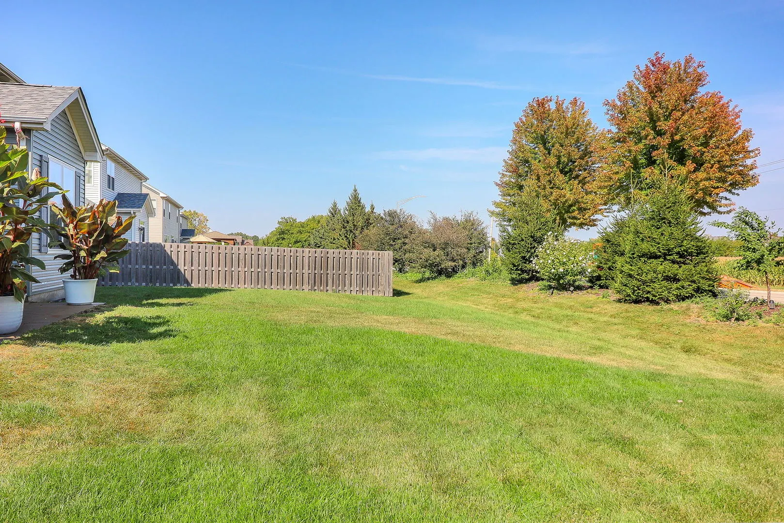 1002 Hudson Drive IL