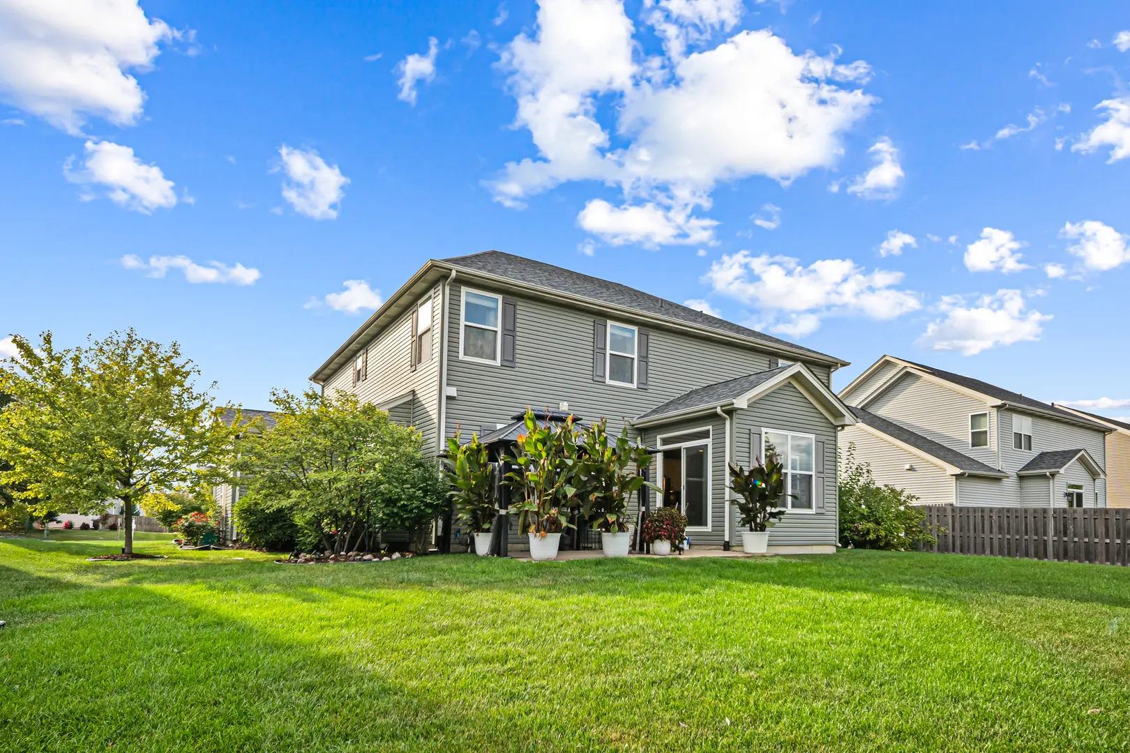 1002 Hudson Drive IL