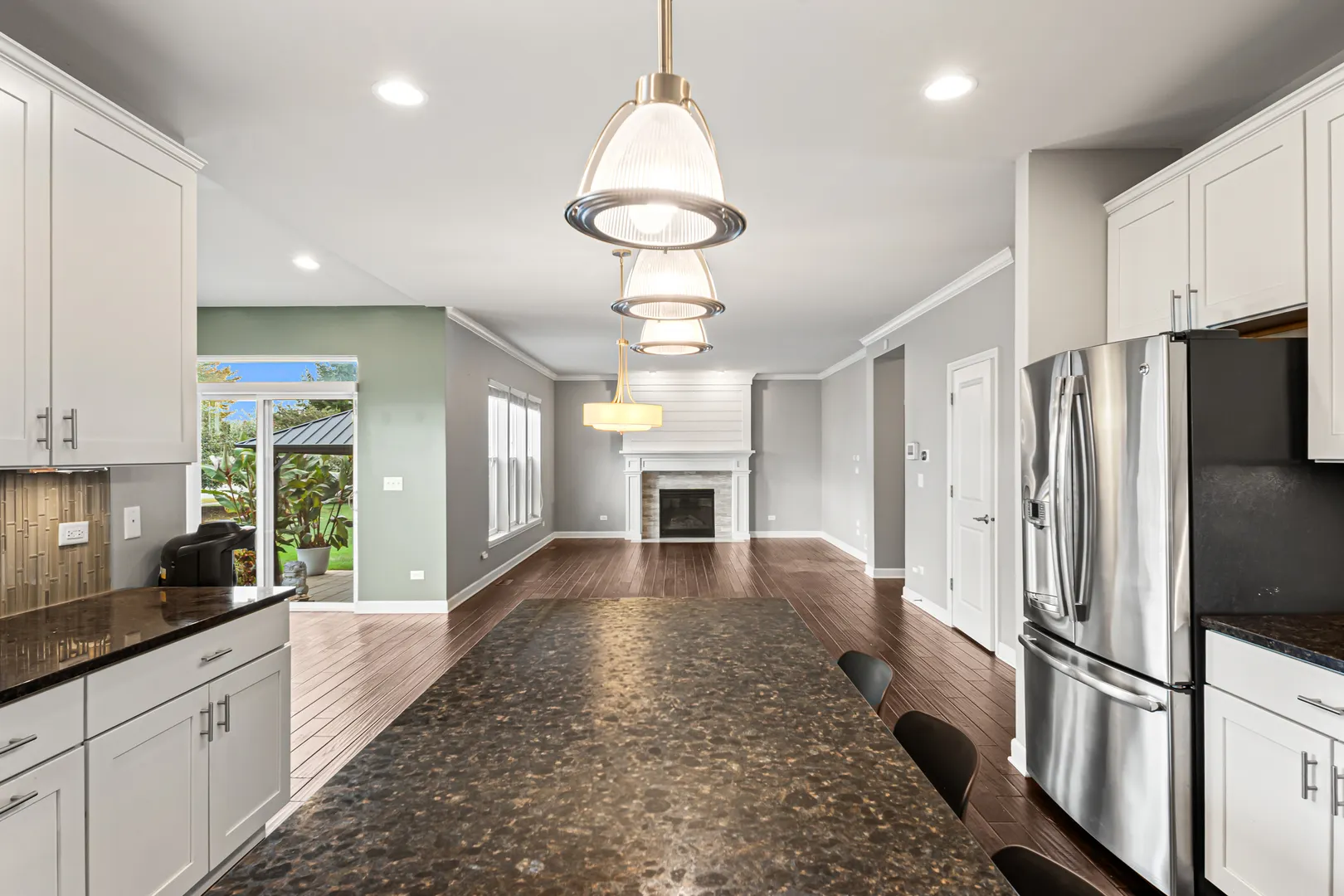 1002 Hudson Drive IL