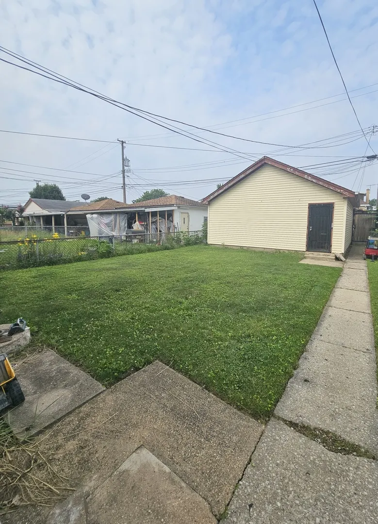 5330 S California Avenue IL