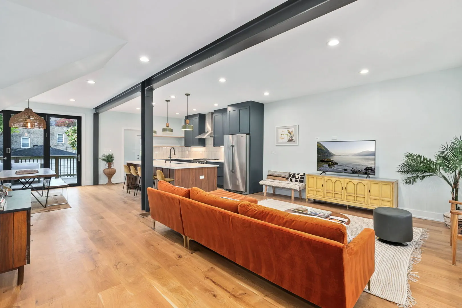 5010 N Lawndale Avenue IL