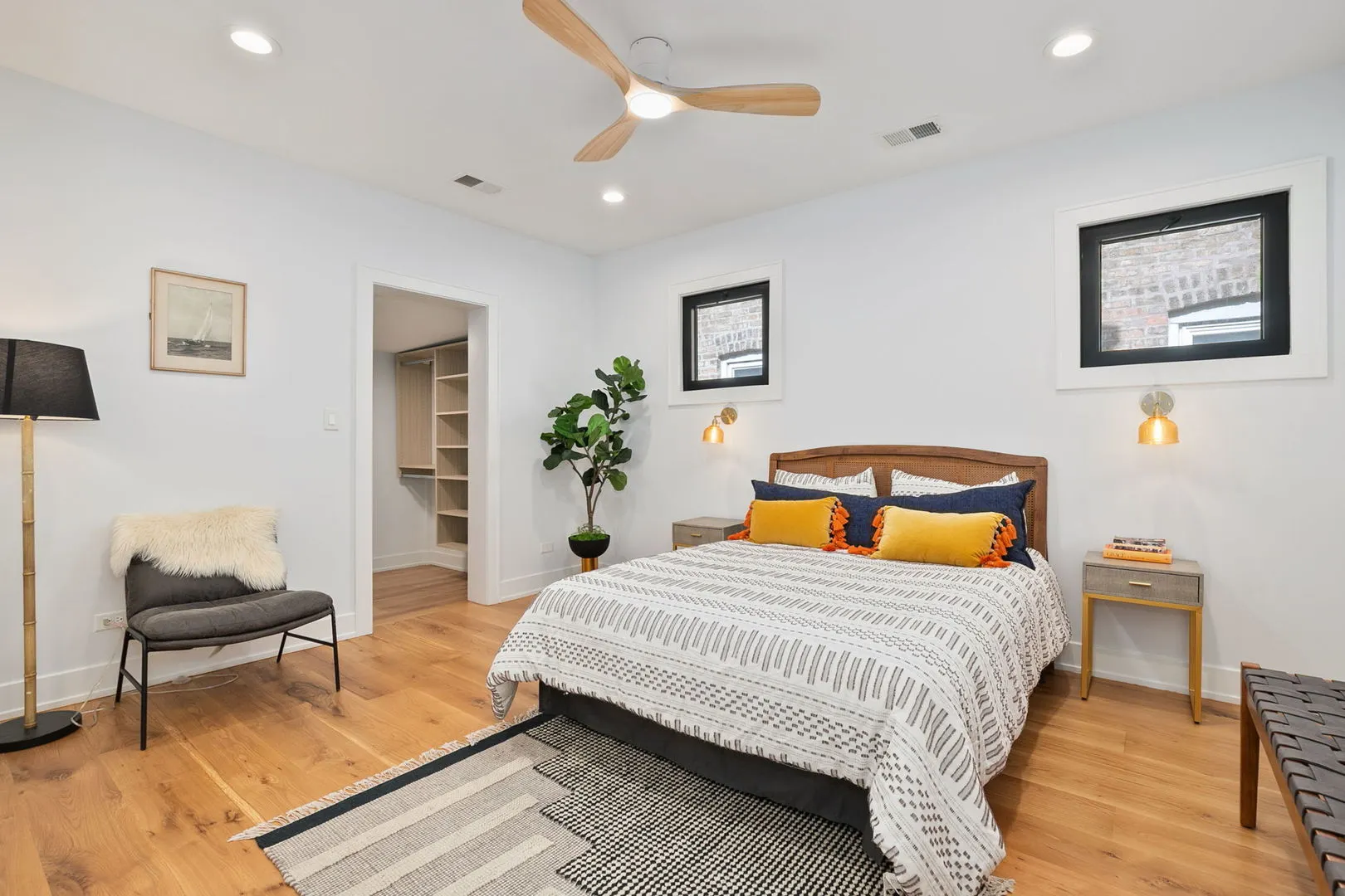 5010 N Lawndale Avenue IL