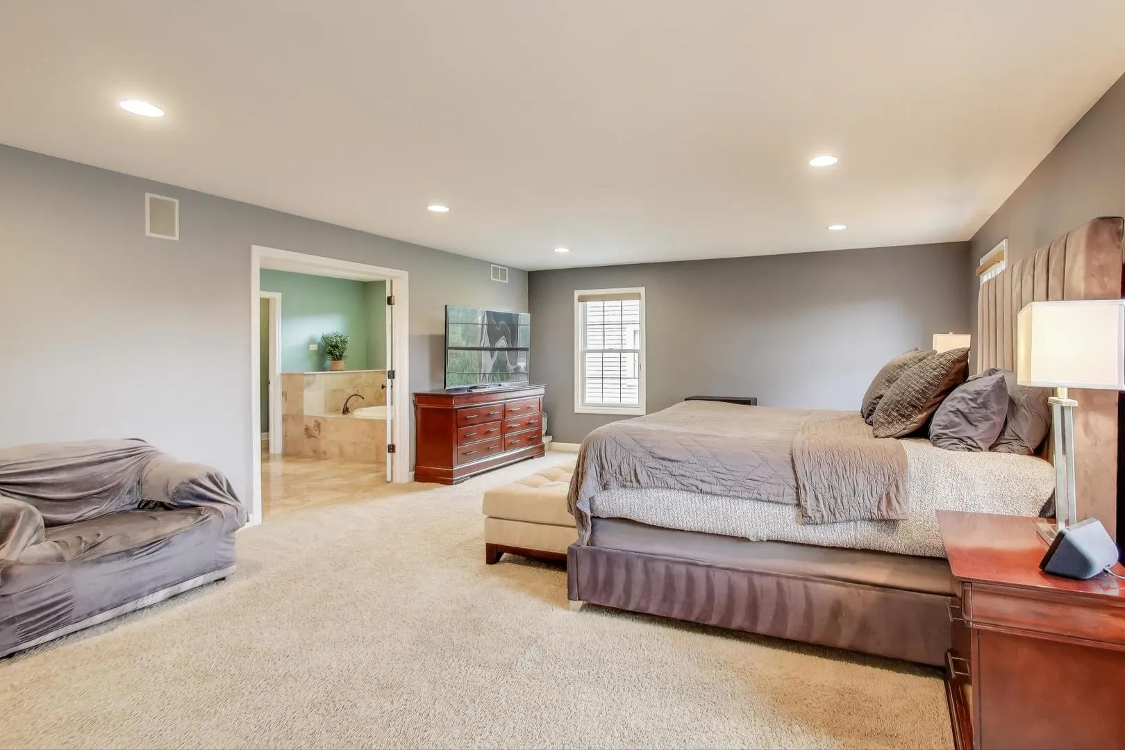 4 Daybreak Terrace IL
