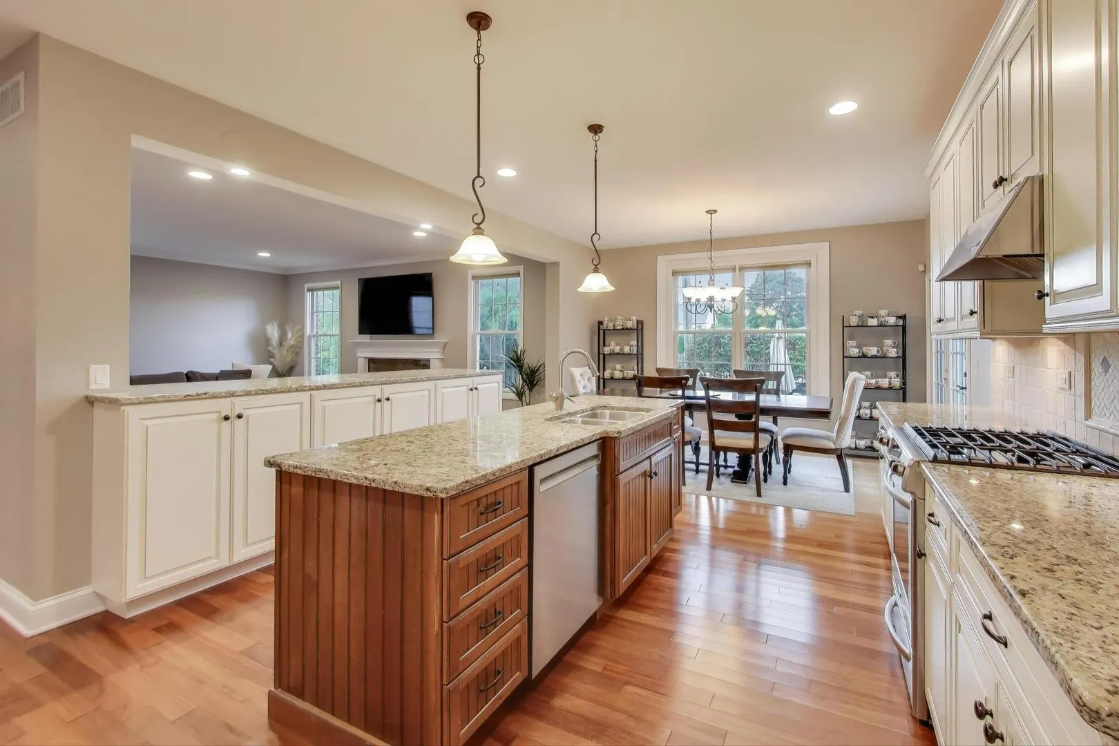 4 Daybreak Terrace IL