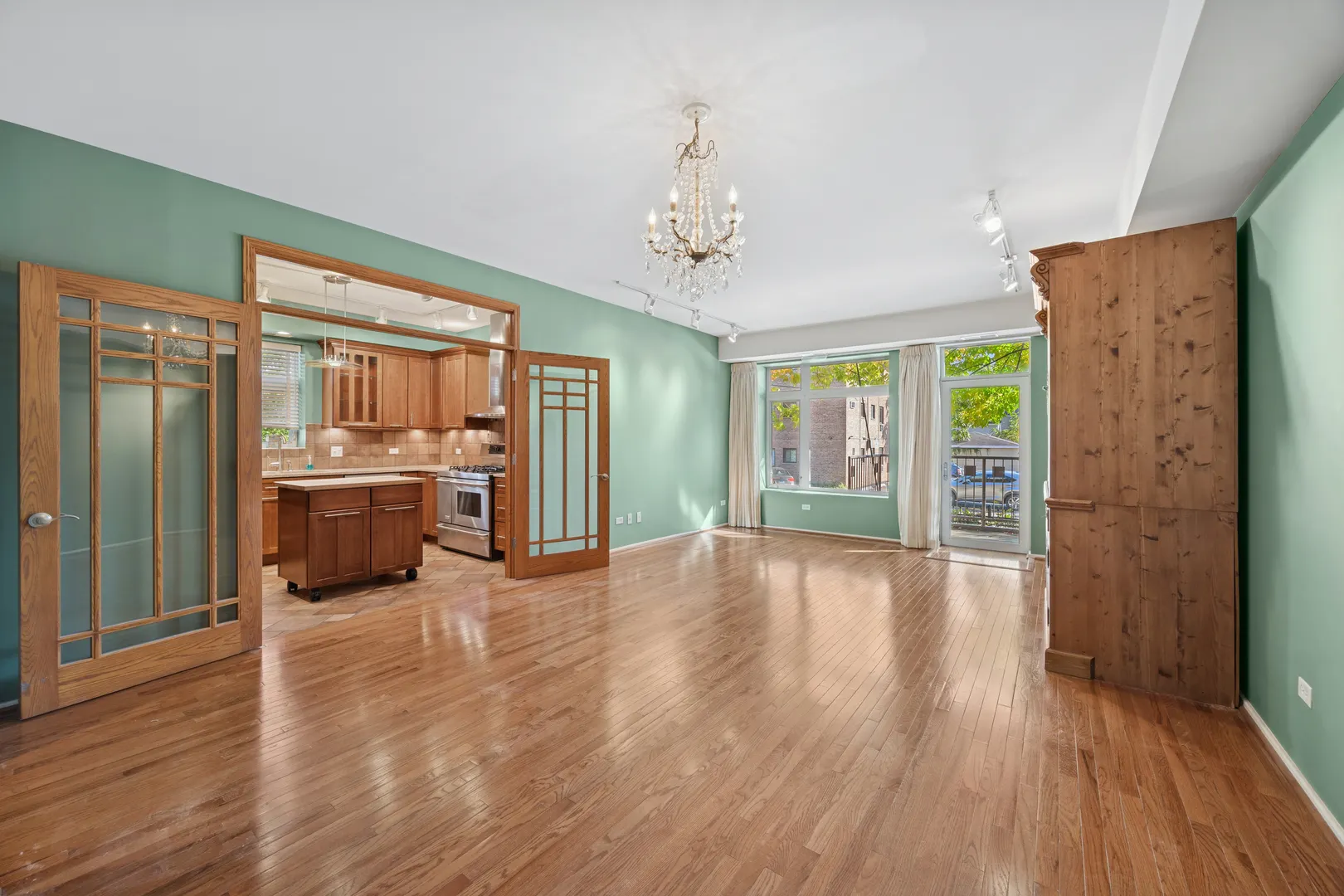 515 N Harlem Avenue 105 IL