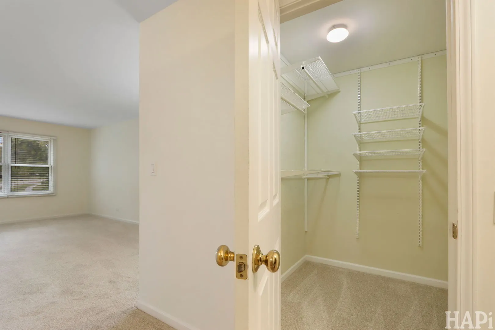 810 Harvest Drive IL